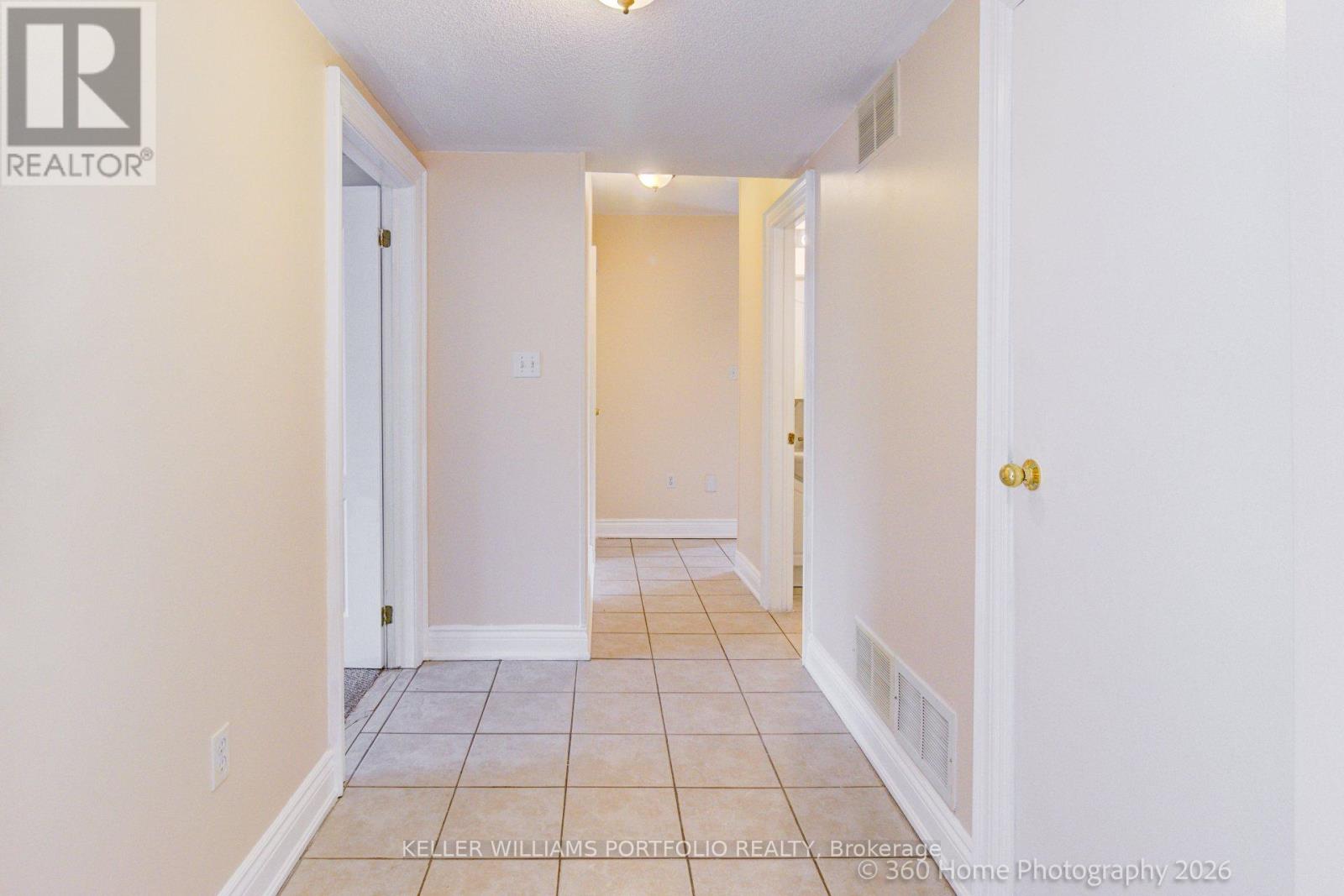 Lower Level - 366 Old Harwood Avenue, Ajax, Ontario  L1T 4K7 - Photo 5 - E13198360