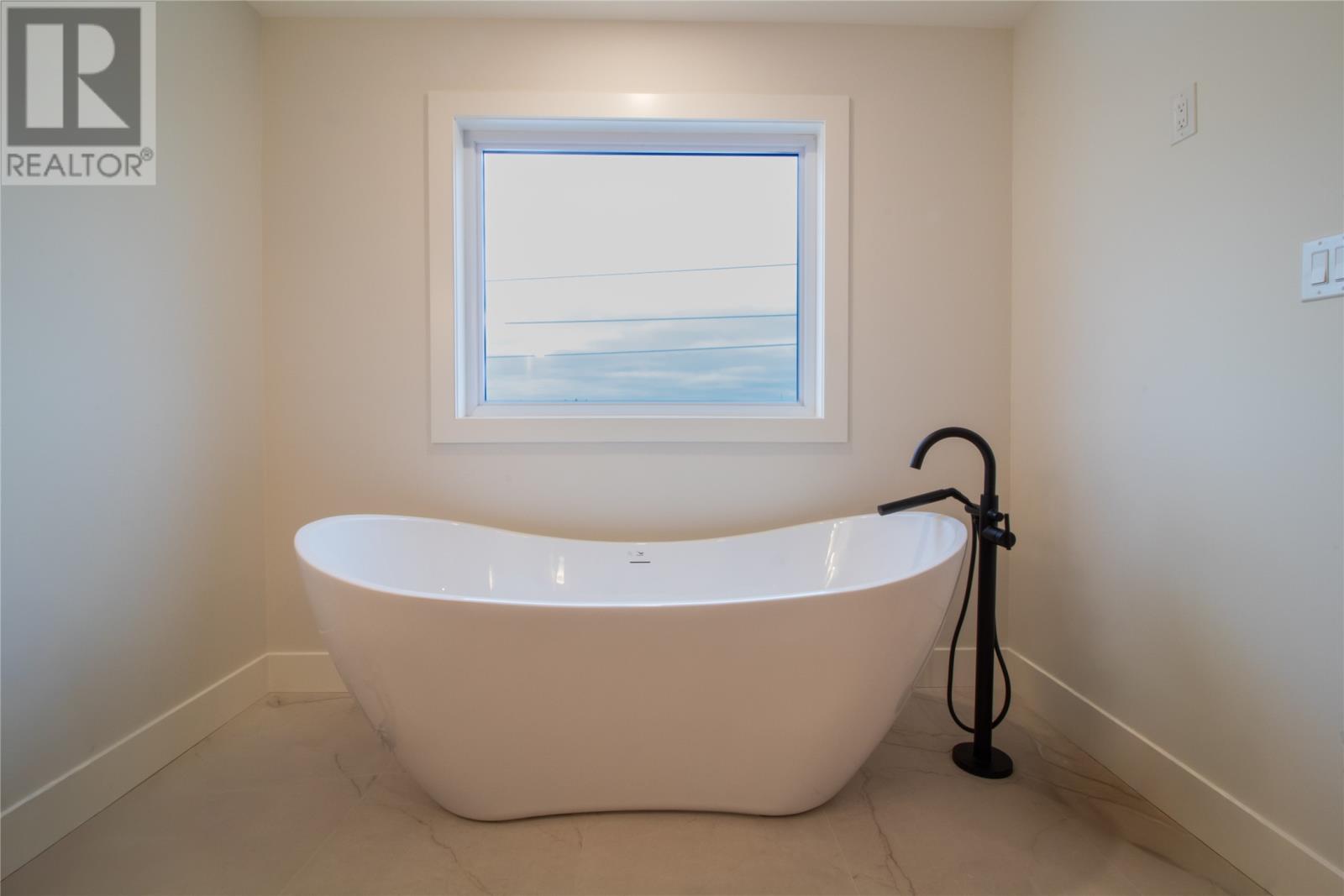 216 Cheeseman Drive, St. John's, Newfoundland & Labrador  A1H 0R3 - Photo 12 - 1297804