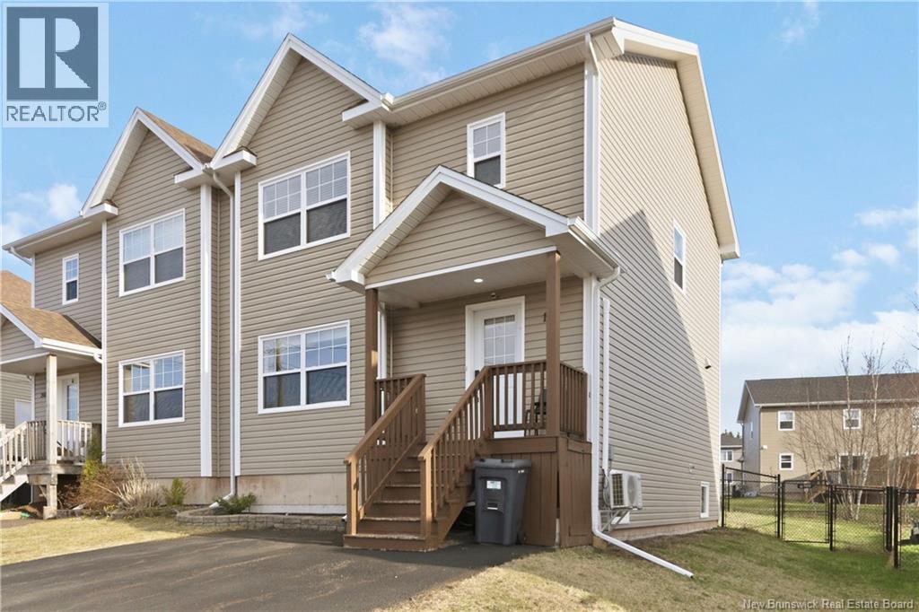 199 Belle Foret, Dieppe, New Brunswick  E1A 7N3 - Photo 2 - NB140486