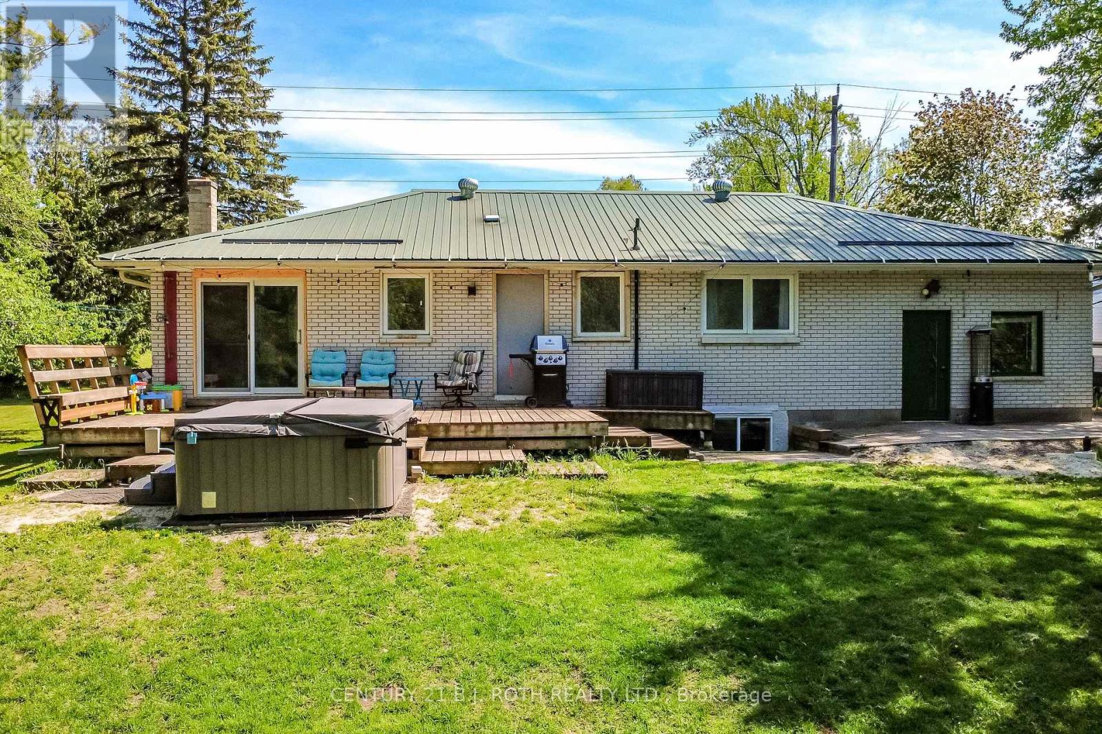 7906 Main Street, Adjala-Tosorontio, Ontario  L0M 1J0 - Photo 33 - N13198458