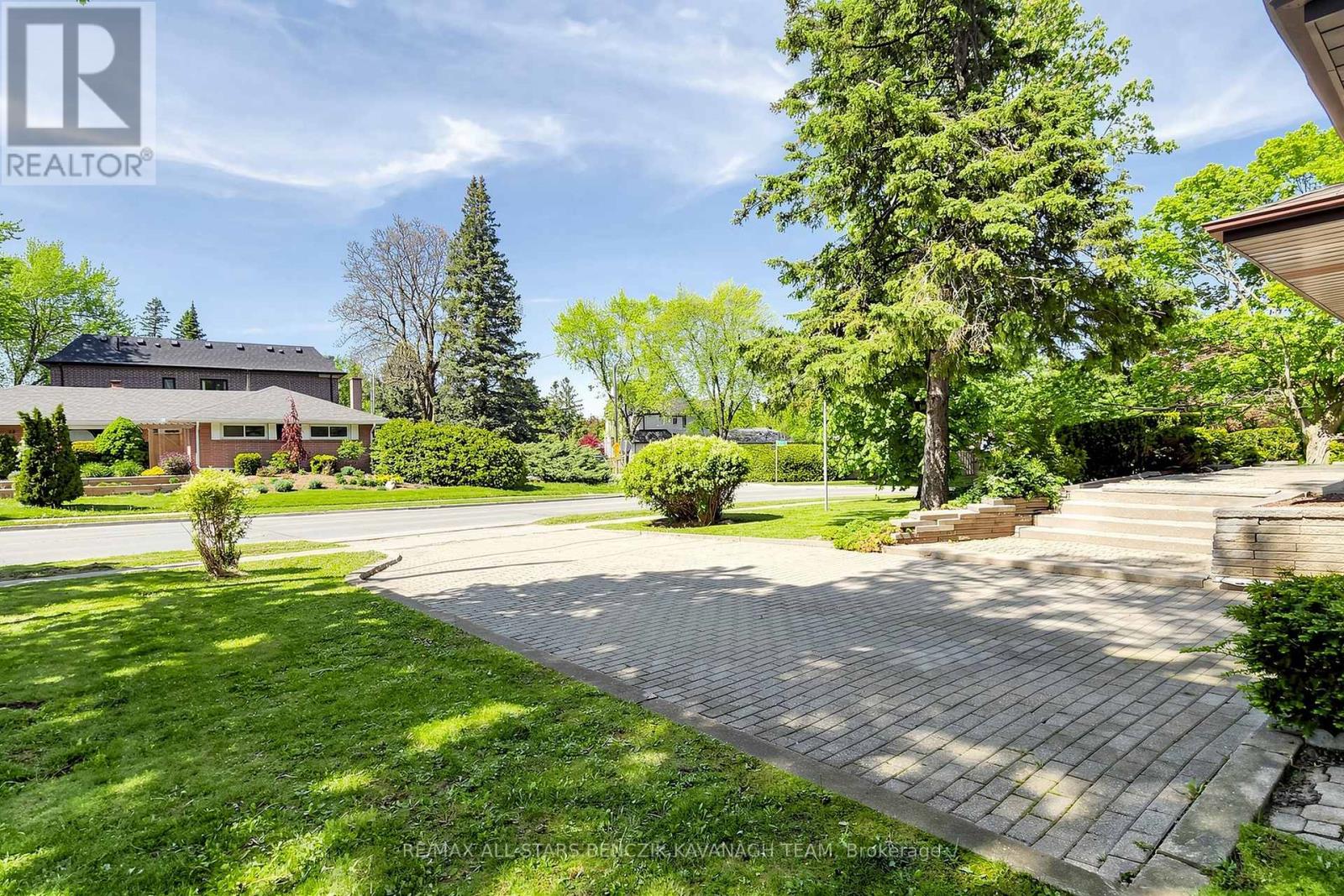 21 Ramona Boulevard, Markham, Ontario  L3P 2E3 - Photo 5 - N13198568