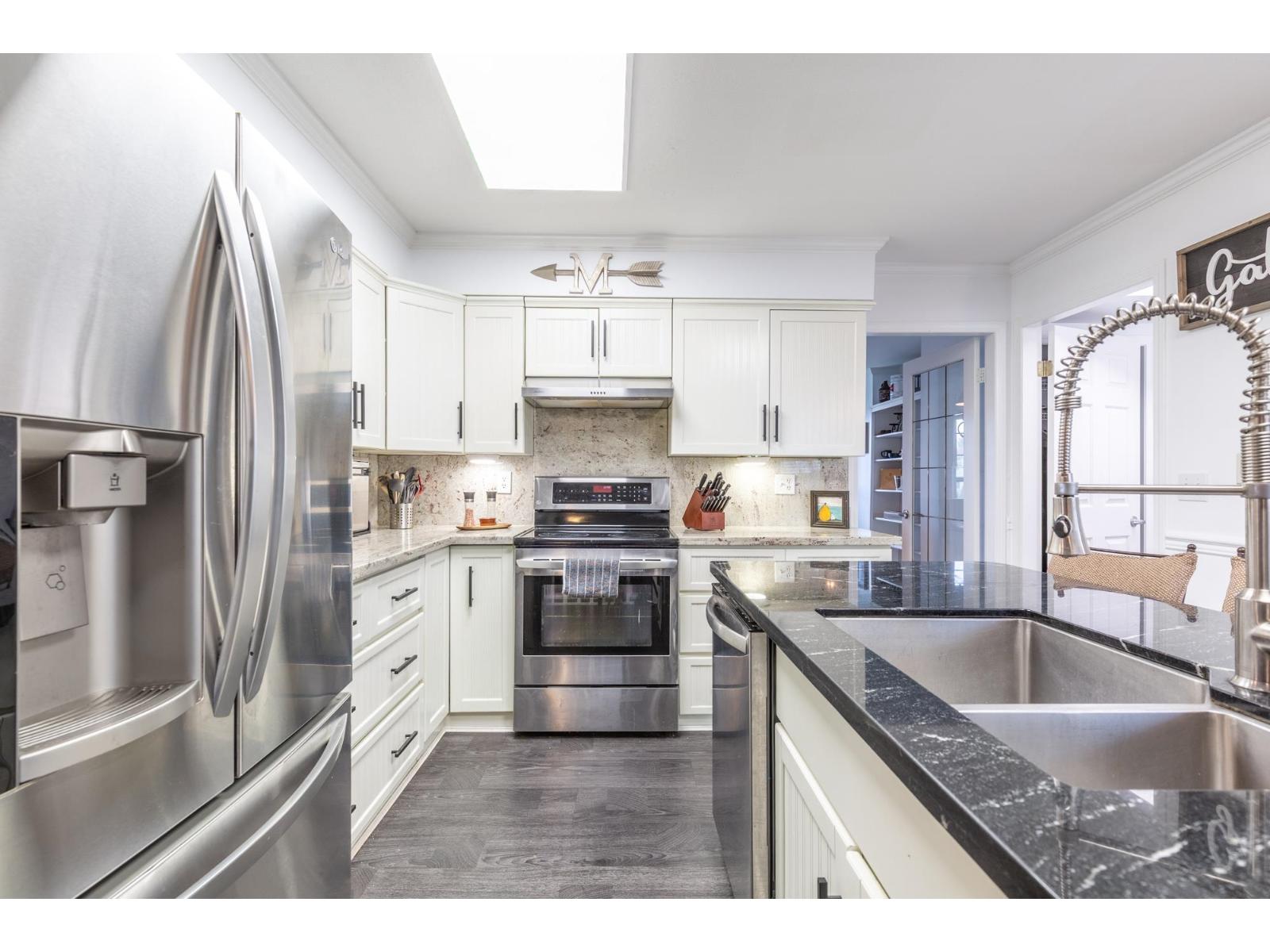 6412 179 Street, Surrey, British Columbia  V3S 7J9 - Photo 8 - R3128543