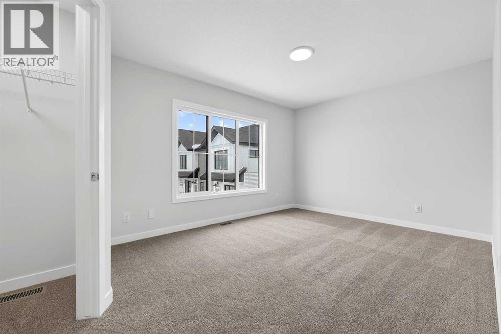 10 Hotchkiss Parade Se, Calgary, Alberta  T3S 0X5 - Photo 19 - A2288578