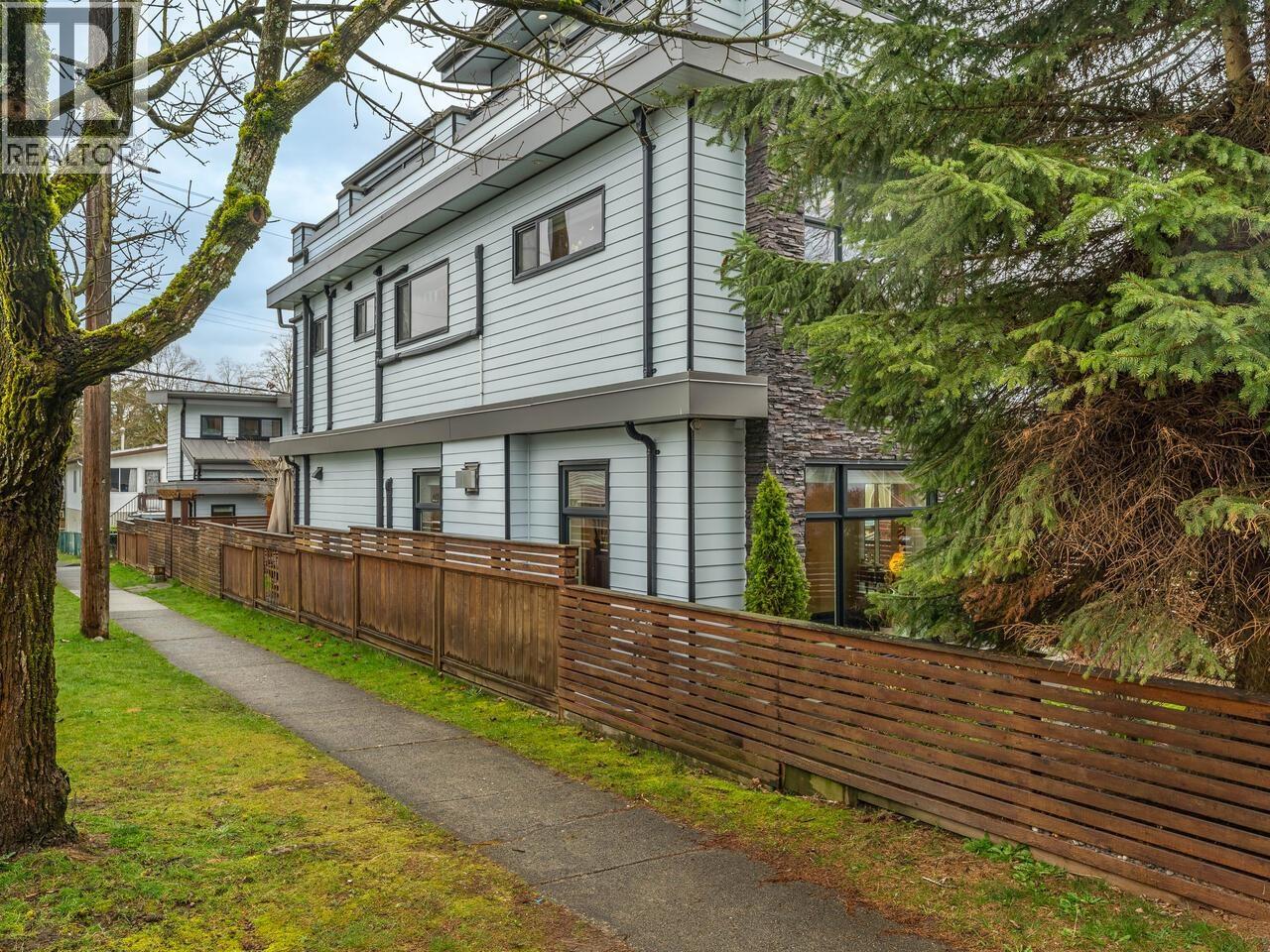 1805 E 37th Avenue, Vancouver, British Columbia  V5P 1E9 - Photo 3 - R3128740