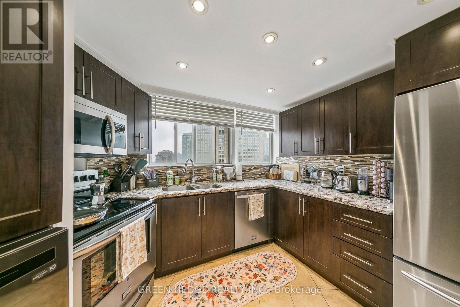 2102 - 3700 Kaneff Crescent, Mississauga, Ontario  L5A 4B8 - Photo 12 - W13051072