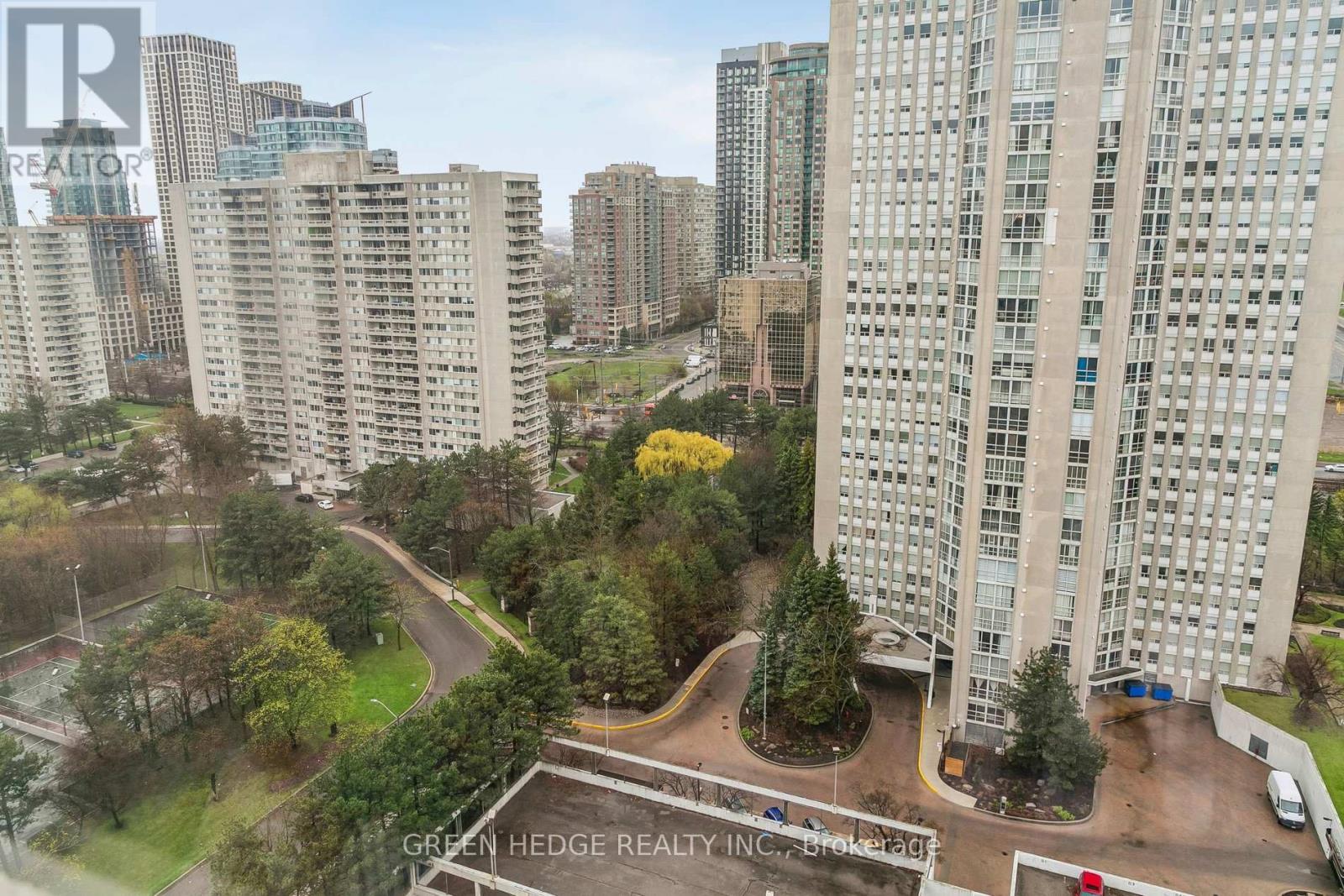 2102 - 3700 Kaneff Crescent, Mississauga, Ontario  L5A 4B8 - Photo 31 - W13051072