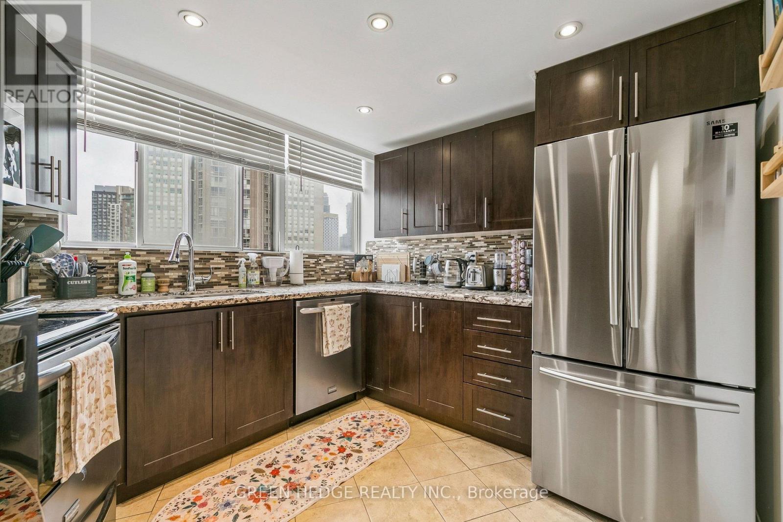 2102 - 3700 Kaneff Crescent, Mississauga, Ontario  L5A 4B8 - Photo 8 - W13051072