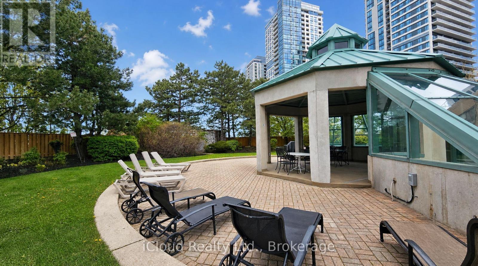 302 - 101 Subway Crescent, Toronto, Ontario  M9B 6K4 - Photo 16 - W13195994