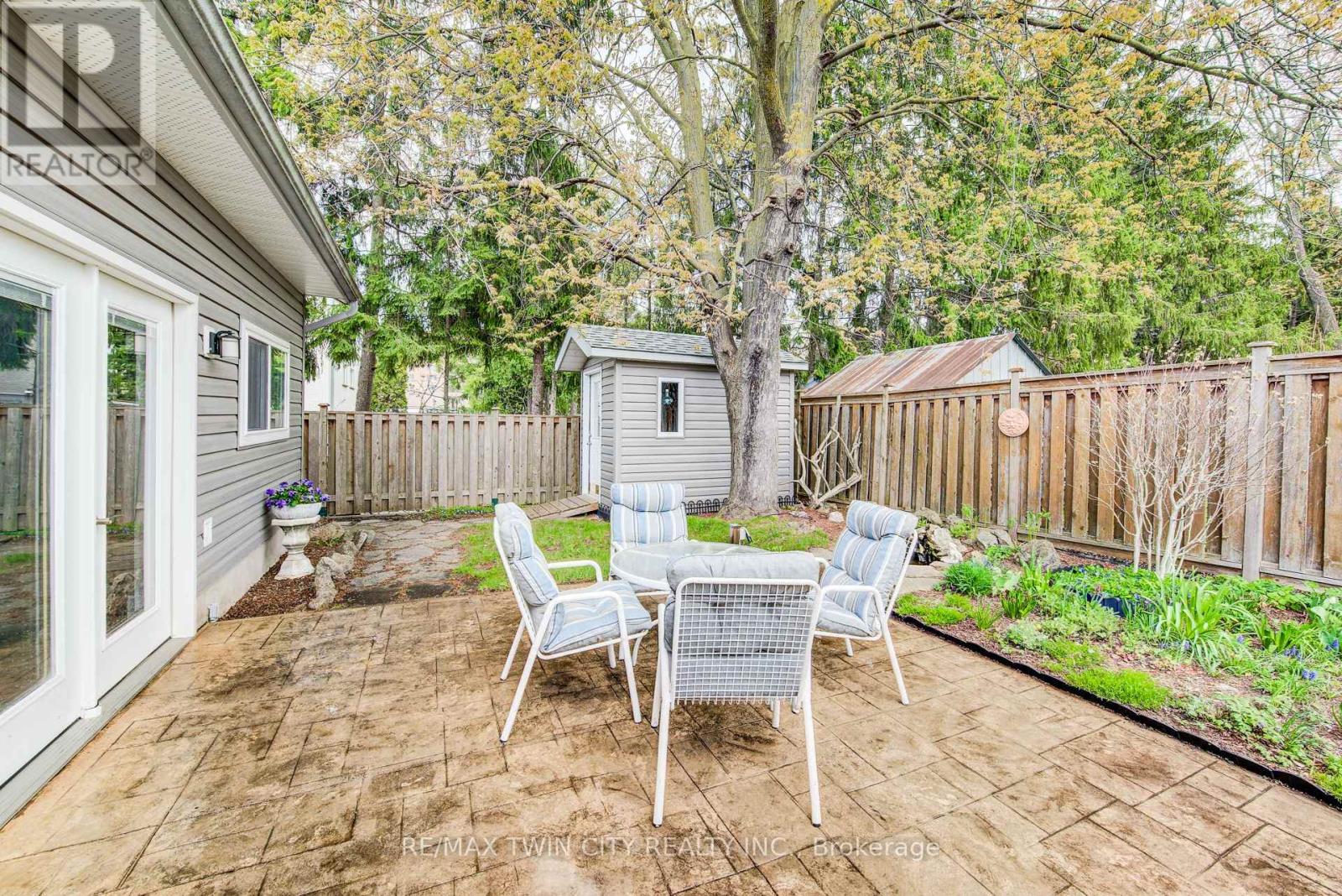 18 Queenston Crescent, Kitchener, Ontario  N2B 2V5 - Photo 38 - X13148654