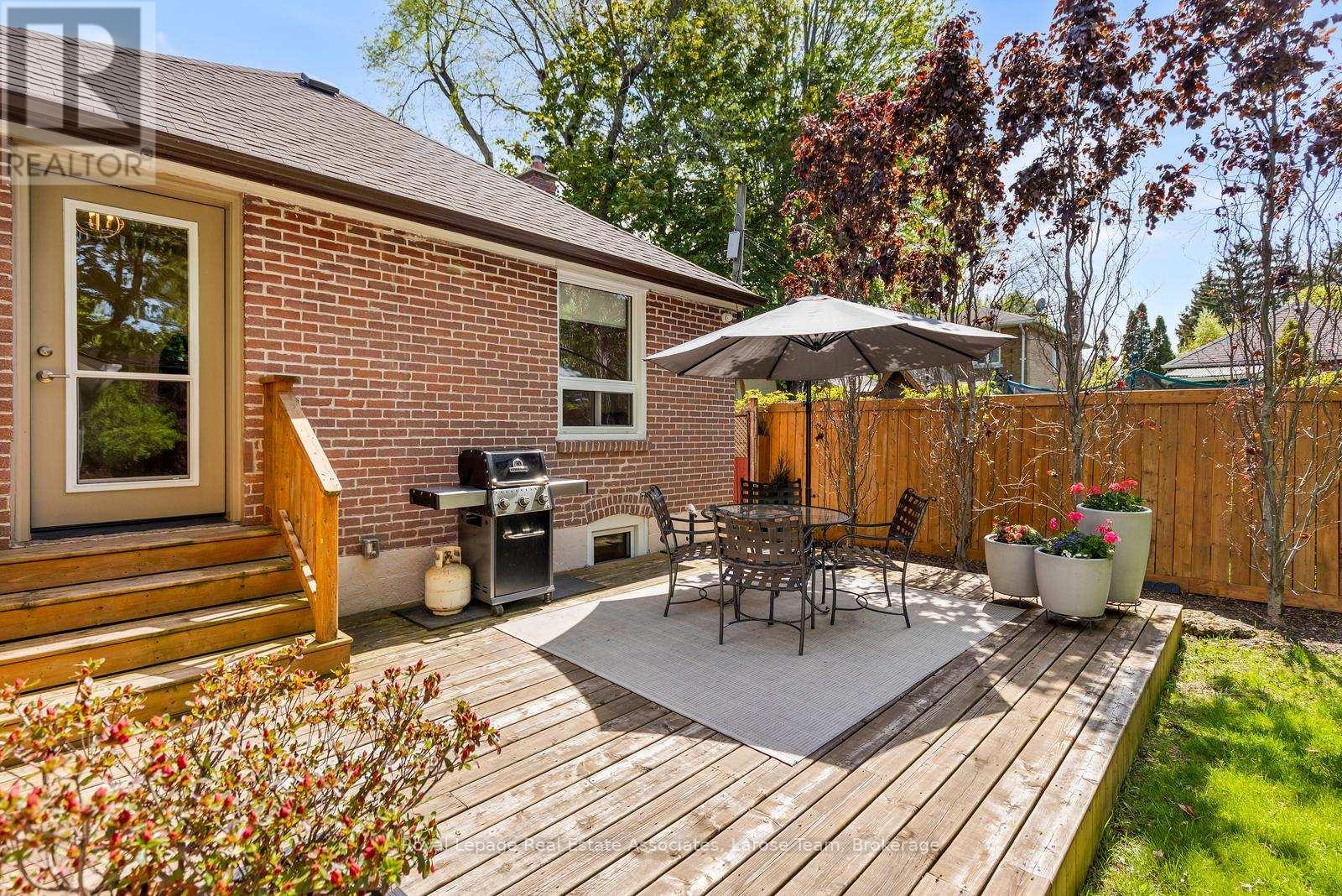 10 Iris Road, Toronto, Ontario  M8V 2G9 - Photo 27 - W13198278