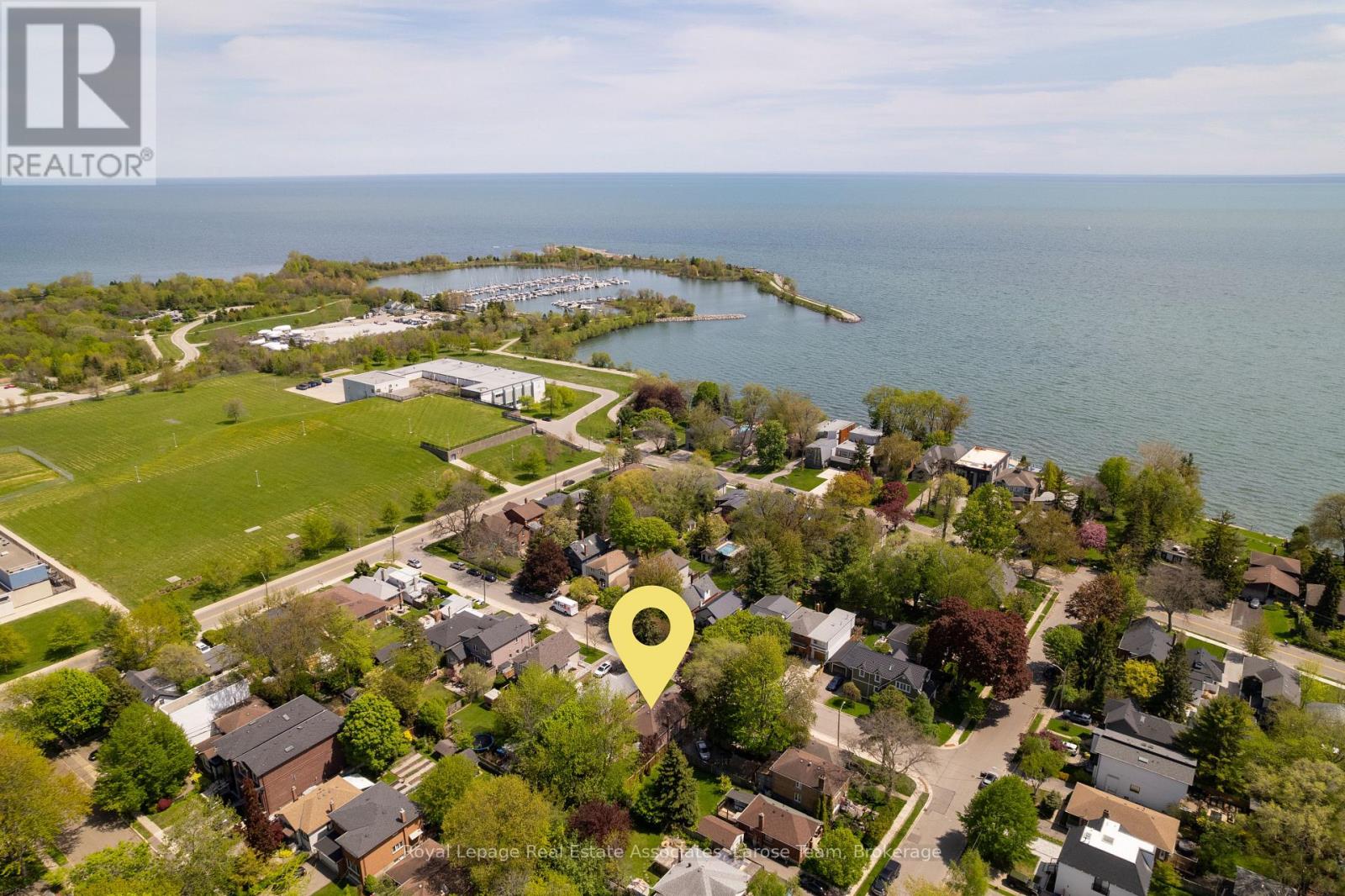 10 Iris Road, Toronto, Ontario  M8V 2G9 - Photo 4 - W13198278