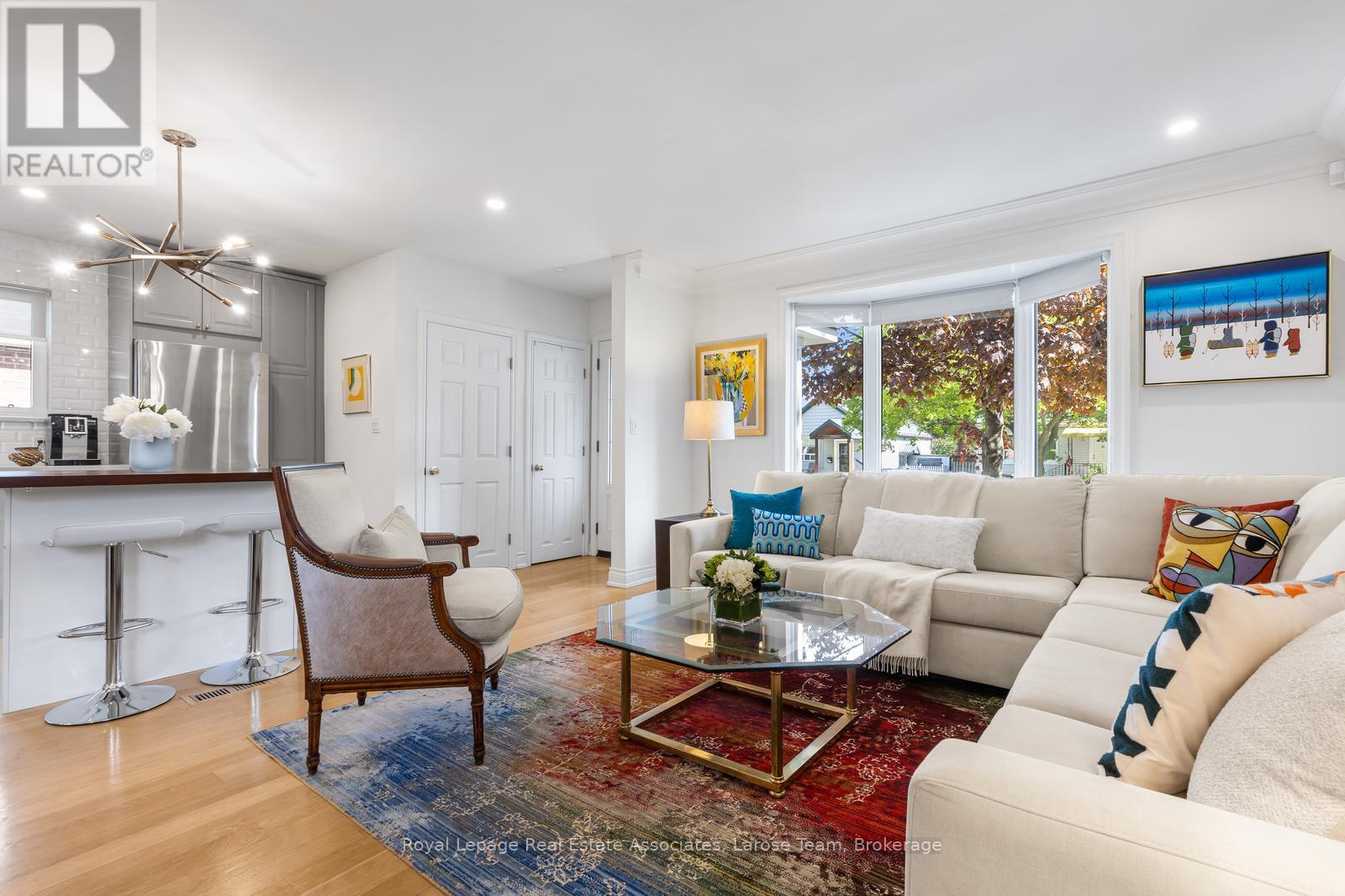 10 Iris Road, Toronto, Ontario  M8V 2G9 - Photo 9 - W13198278