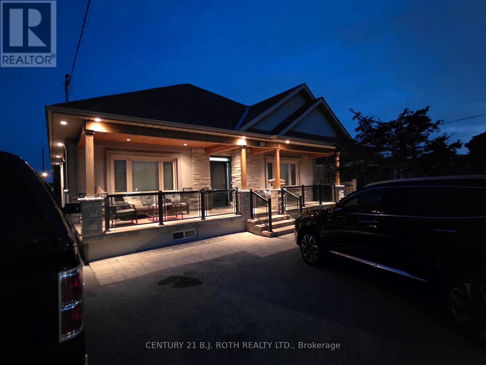 193 Epsom Downs Drive, Toronto, Ontario  M3M 1S8 - Photo 2 - W13198448