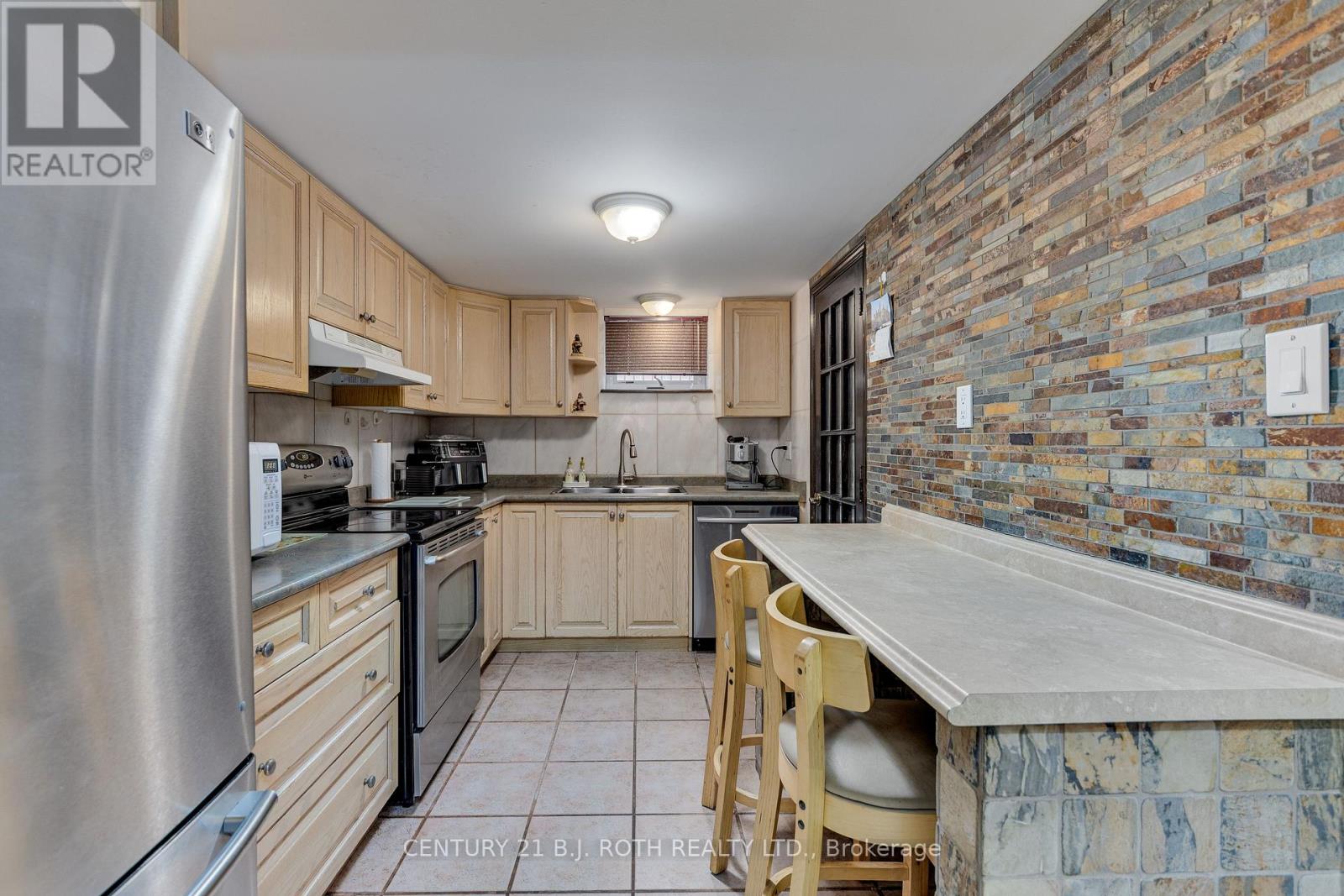 193 Epsom Downs Drive, Toronto, Ontario  M3M 1S8 - Photo 35 - W13198448