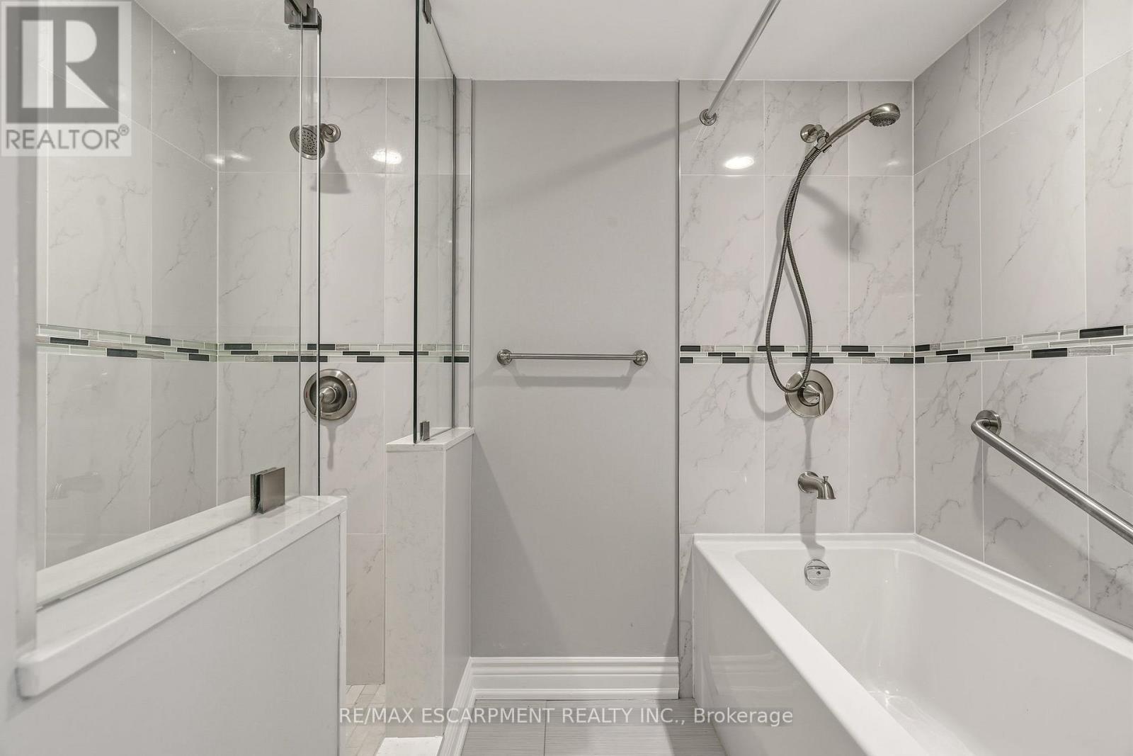 394 Rankin Drive, Burlington, Ontario  L7N 2B5 - Photo 39 - W13198772