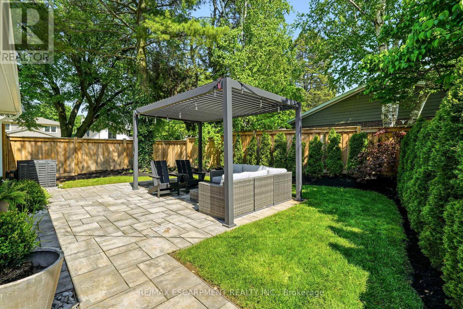 394 Rankin Drive, Burlington, Ontario  L7N 2B5 - Photo 43 - W13198772