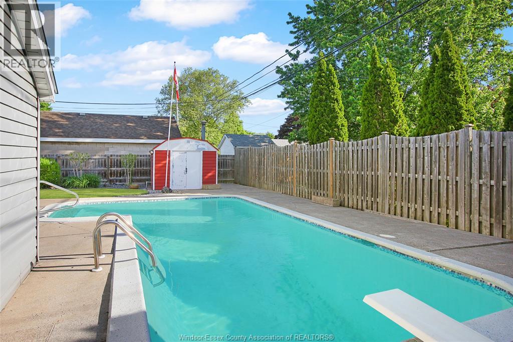 3540 Morris, Windsor, Ontario  N9E 2K4 - Photo 9 - 26012365
