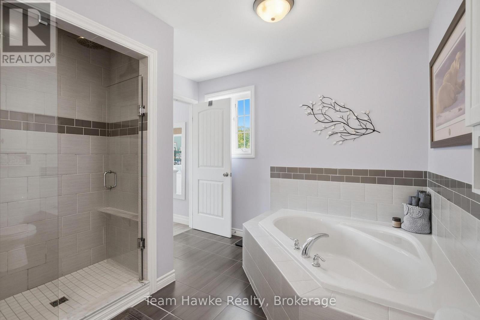 3 Sheppard Drive, Tay (Victoria Harbour), Ontario  L0K 2A0 - Photo 25 - S13200128