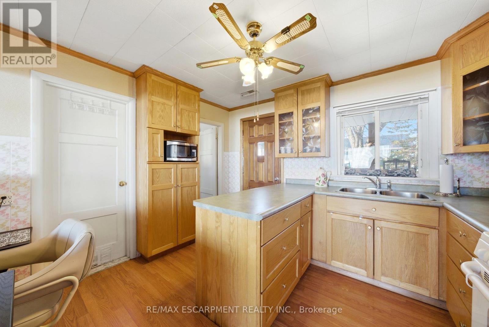 153 Blue Water Parkway, Haldimand, Ontario  N0A 1P0 - Photo 12 - X13198216