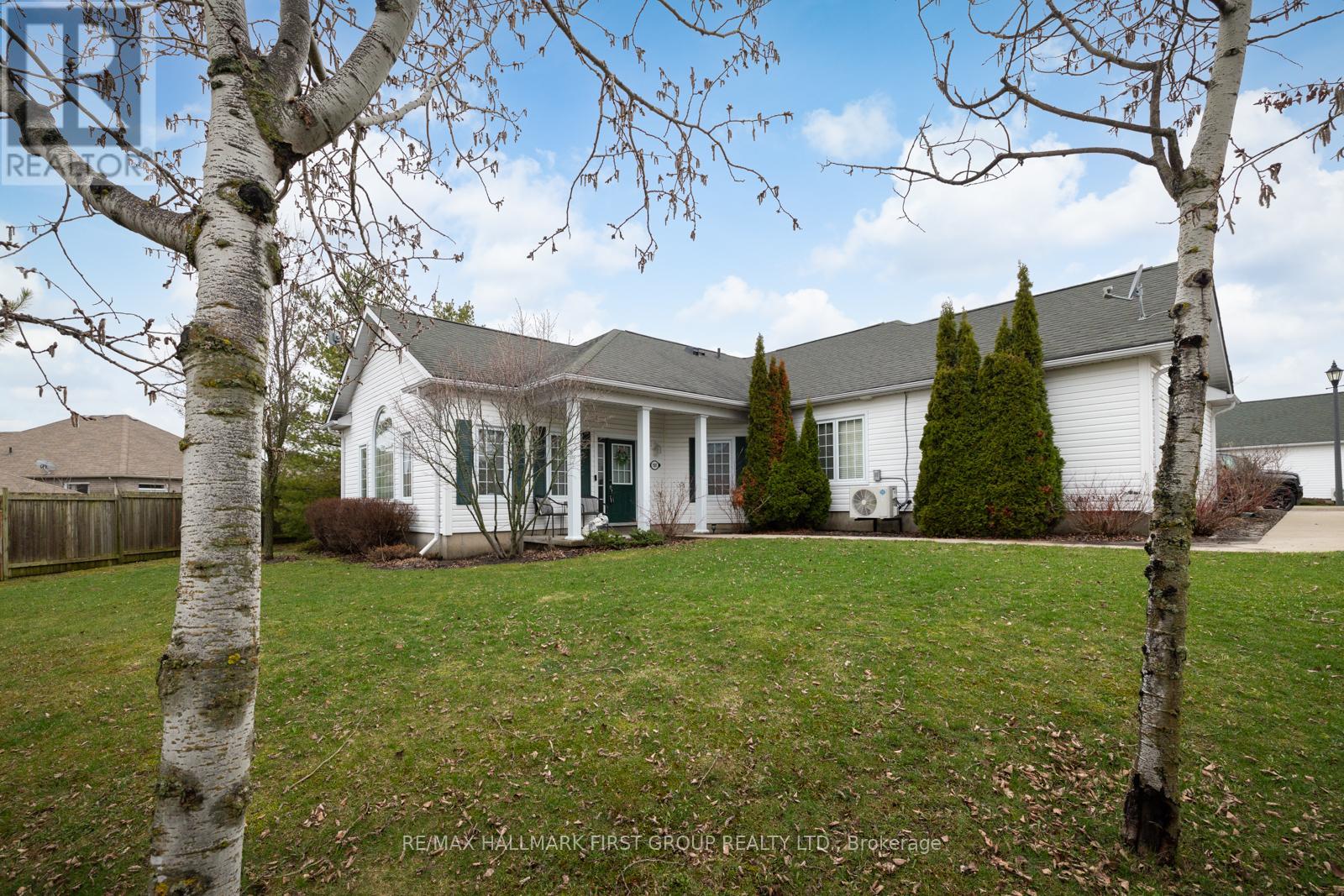 1501 - 325 Densmore Road, Cobourg, Ontario  K9A 0E4 - Photo 2 - X13198680