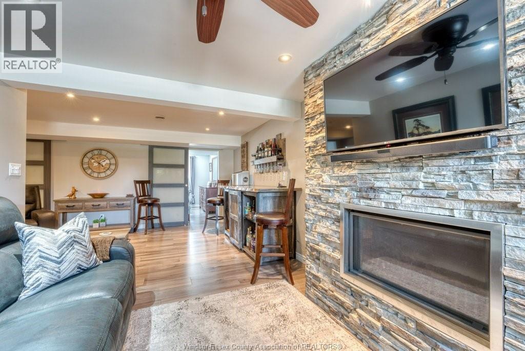 411 Rosewood Drive, Lakeshore, Ontario  N8L 1B9 - Photo 25 - 26012352