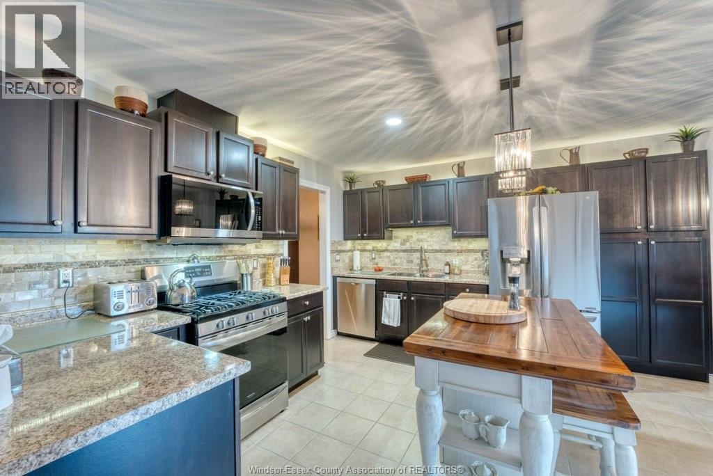 411 Rosewood Drive, Lakeshore, Ontario  N8L 1B9 - Photo 10 - 26012352