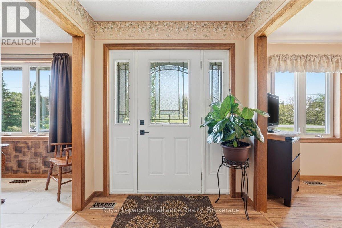 330 Thrasher Road, Belleville, Ontario  K0K 2V0 - Photo 46 - X13199032