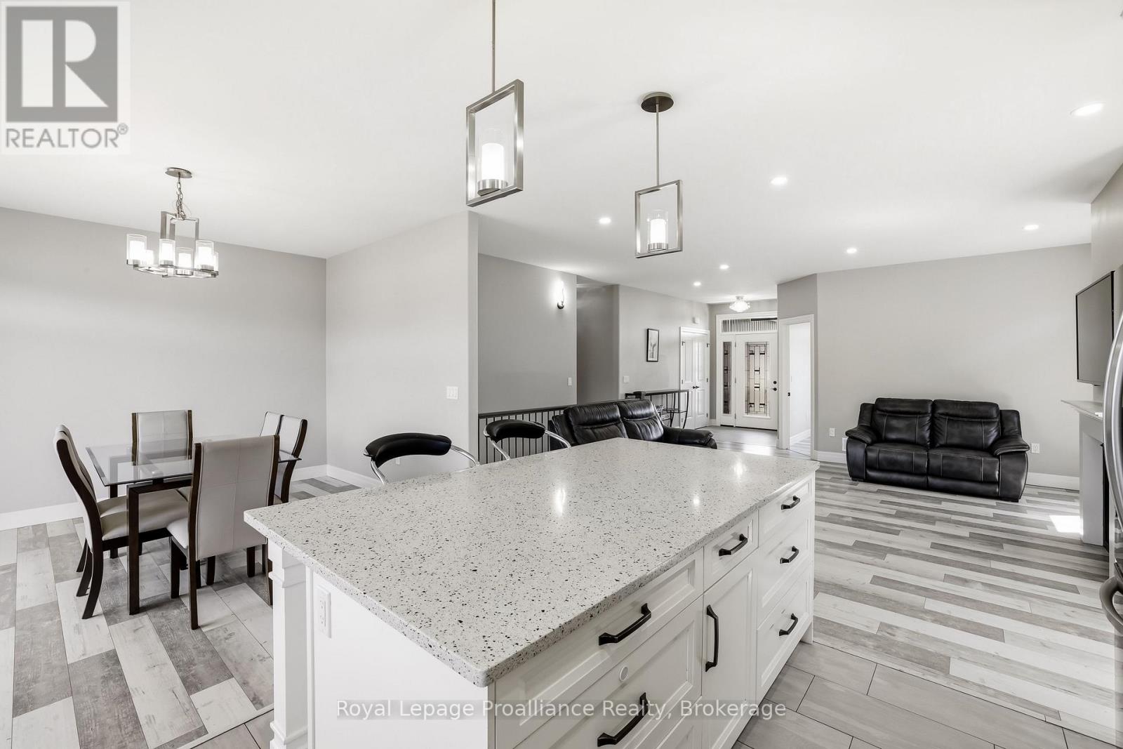29 Sabrina Avenue, Quinte West, Ontario  K8V 0J9 - Photo 12 - X13199750