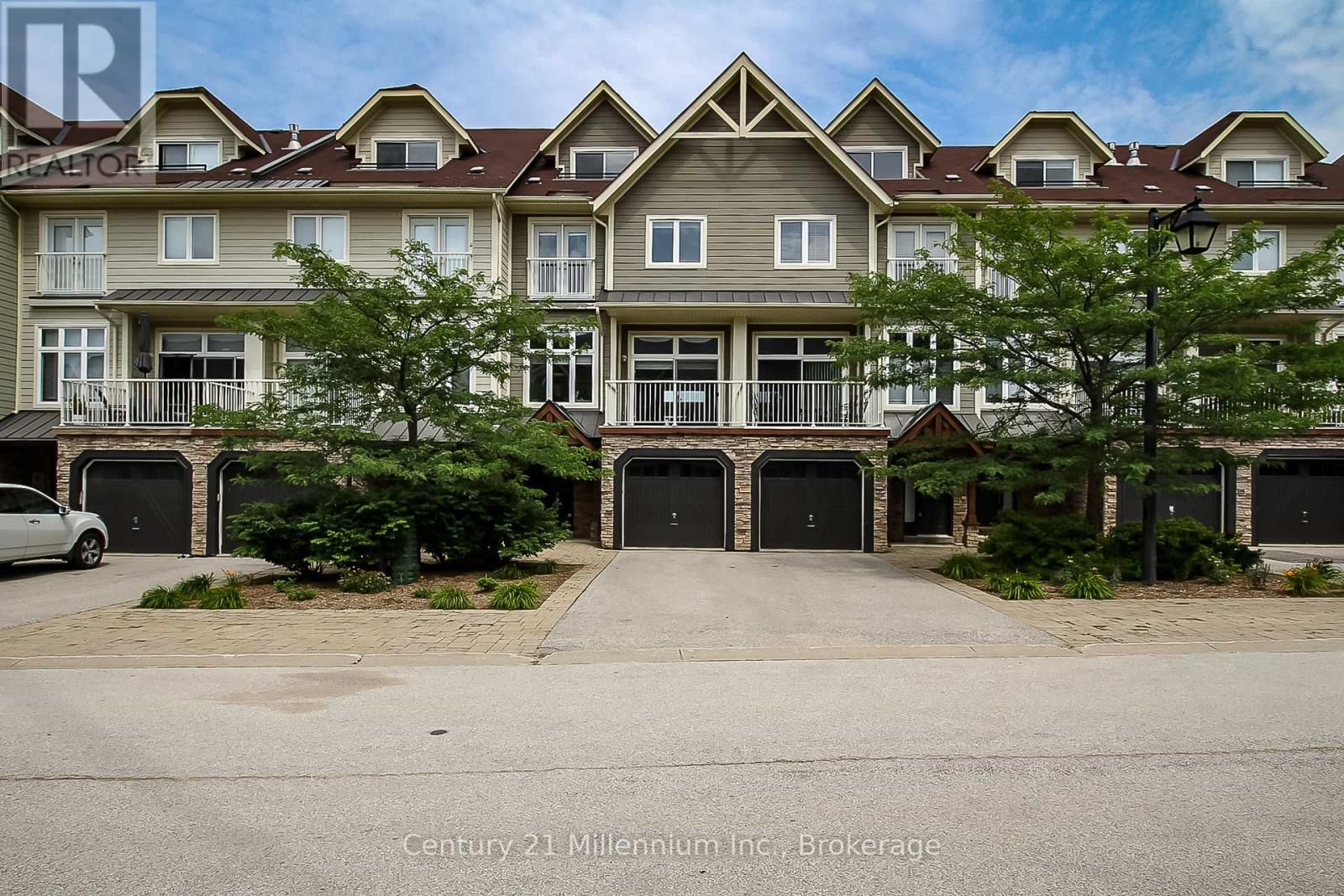 7 - 104 FARM GATE ROAD, Blue Mountains, Ontario