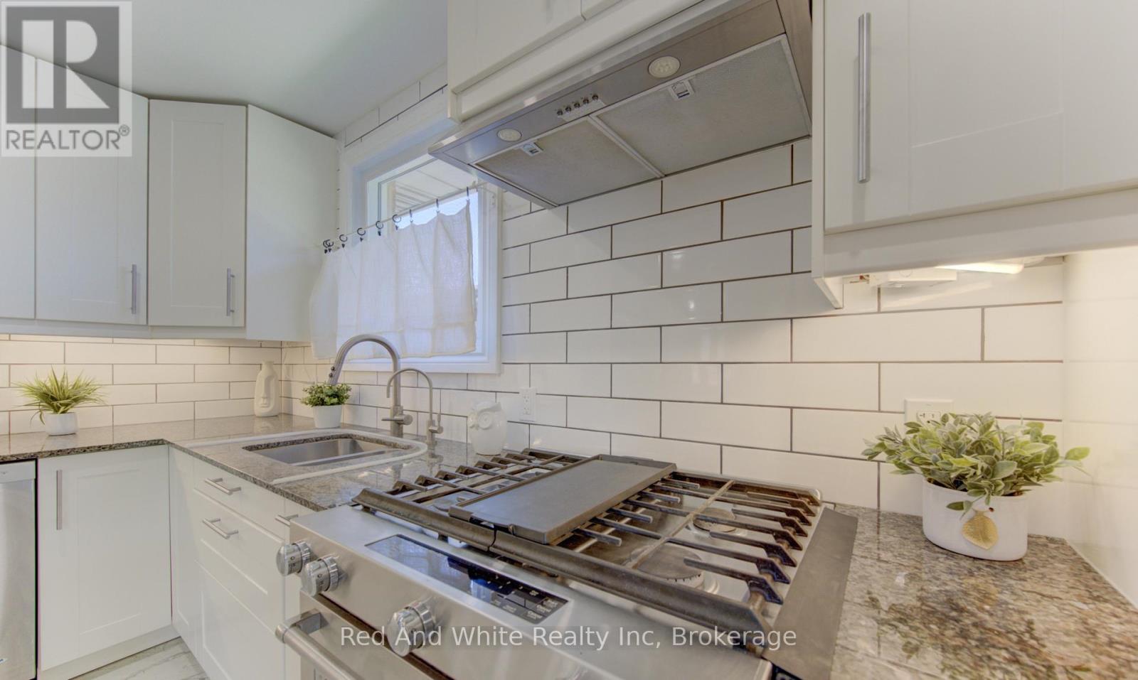 1828 Earlwood Drive, Cambridge, Ontario  N3H 5A3 - Photo 17 - X13200054