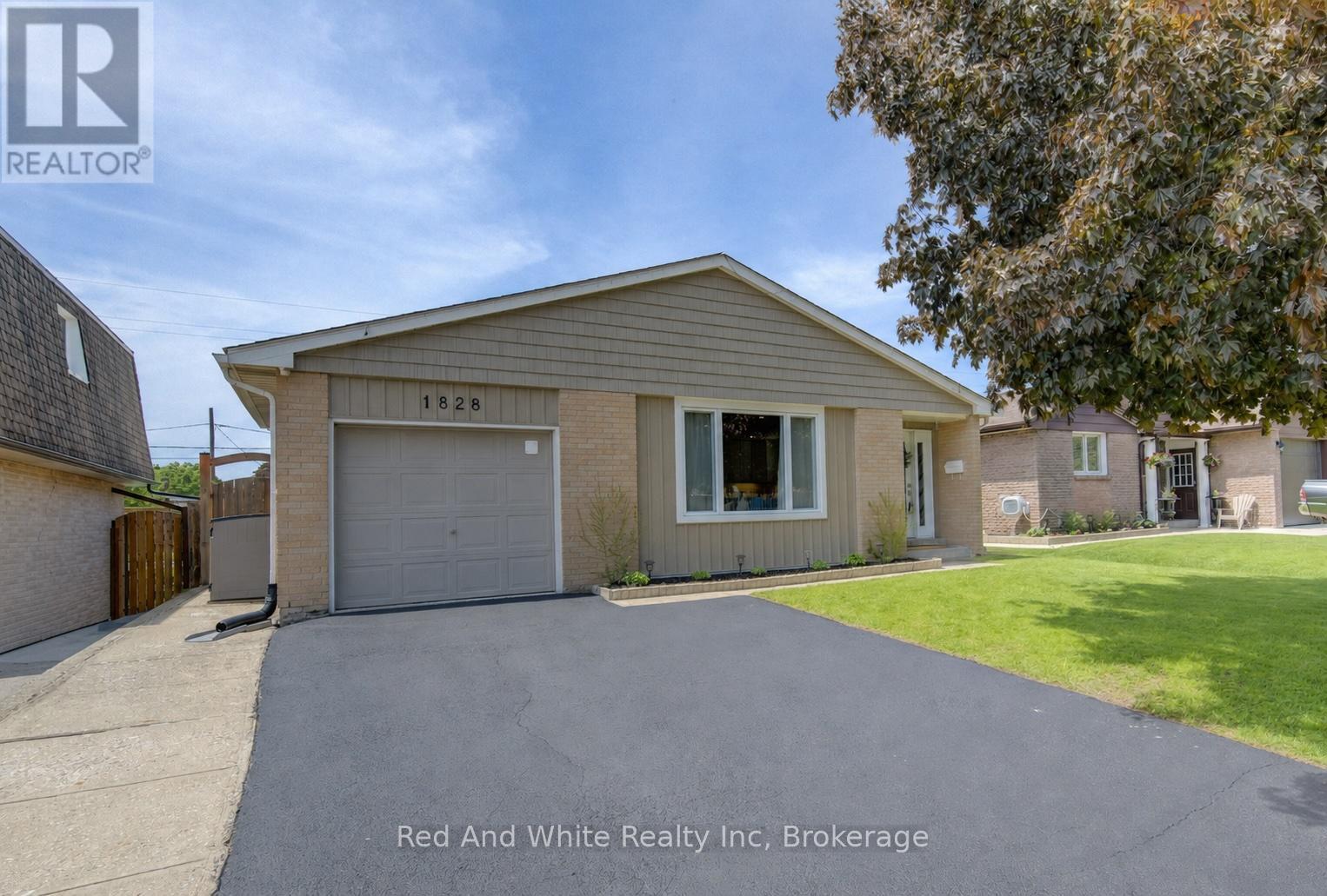 1828 Earlwood Drive, Cambridge, Ontario  N3H 5A3 - Photo 2 - X13200054
