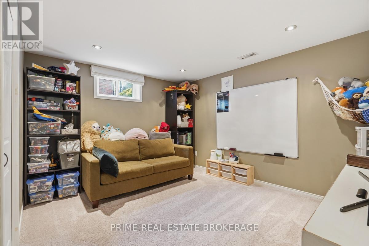 6734 Beattie Street, London South, Ontario  N6P 1A7 - Photo 32 - X13199470