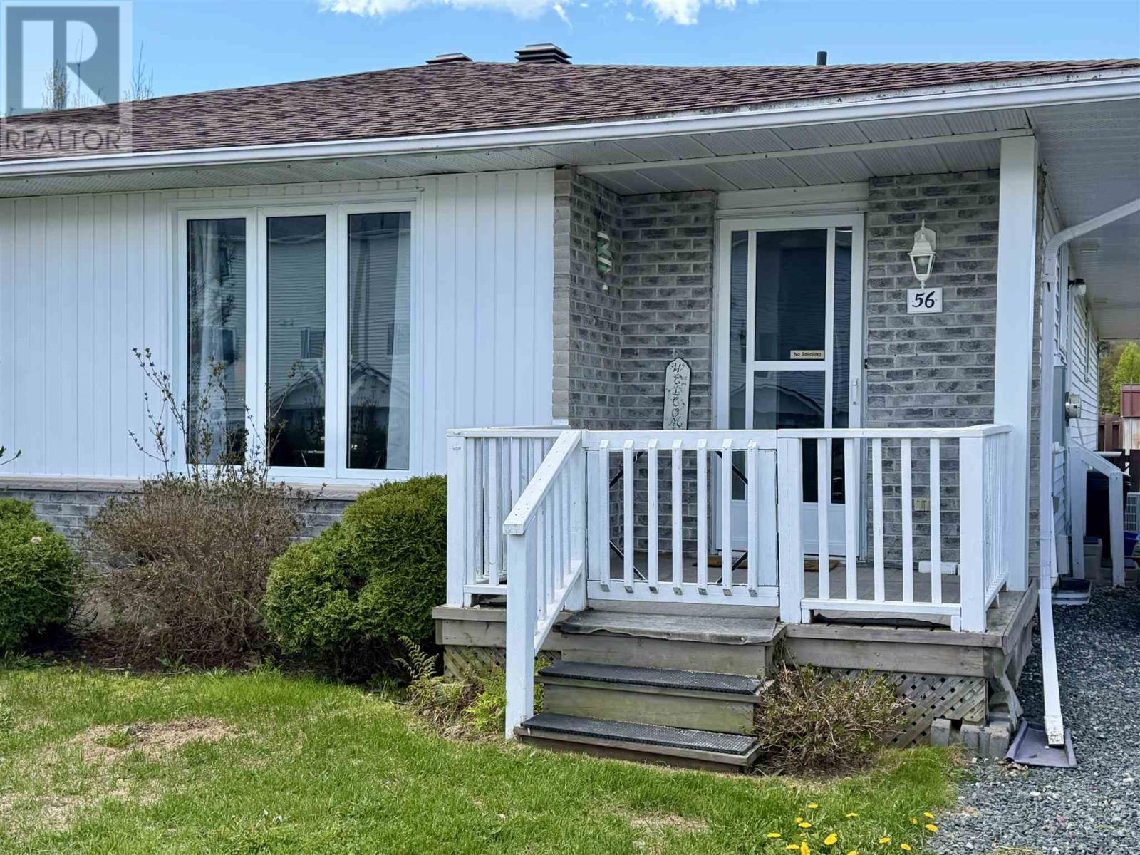56 Farrell Cres, Elliot Lake, Ontario  P5A 3N2 - Photo 3 - SM261203