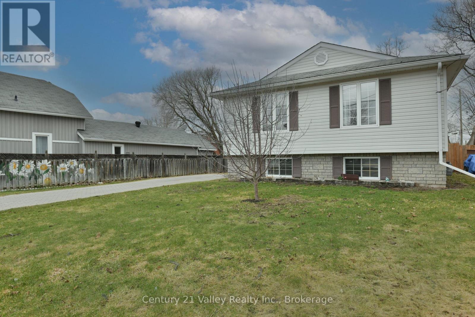 99 Queen Street N, Renfrew, Ontario  K7V 2A4 - Photo 3 - X13199038
