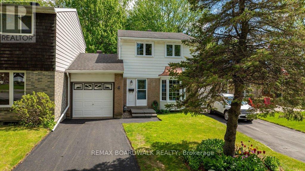 4 Glen Park Drive, Ottawa, Ontario  K1B 3Z2 - Photo 2 - X13198938