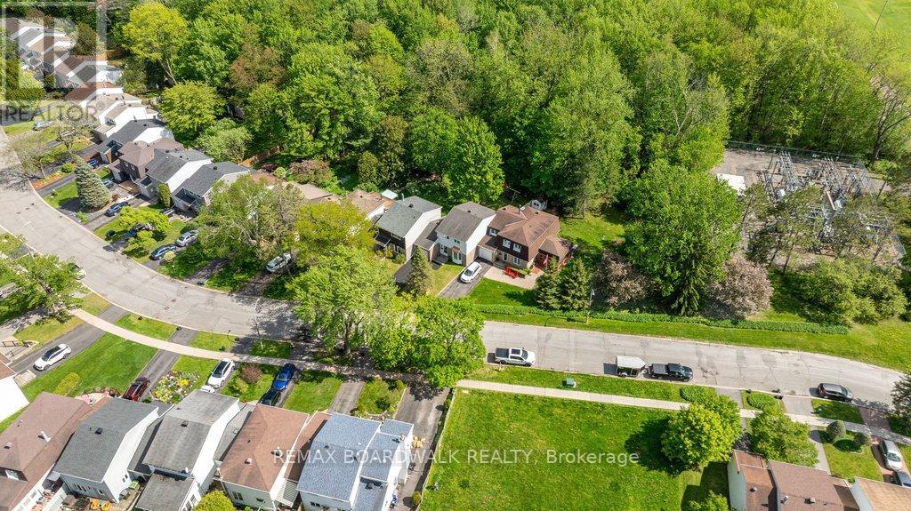 4 Glen Park Drive, Ottawa, Ontario  K1B 3Z2 - Photo 35 - X13198938