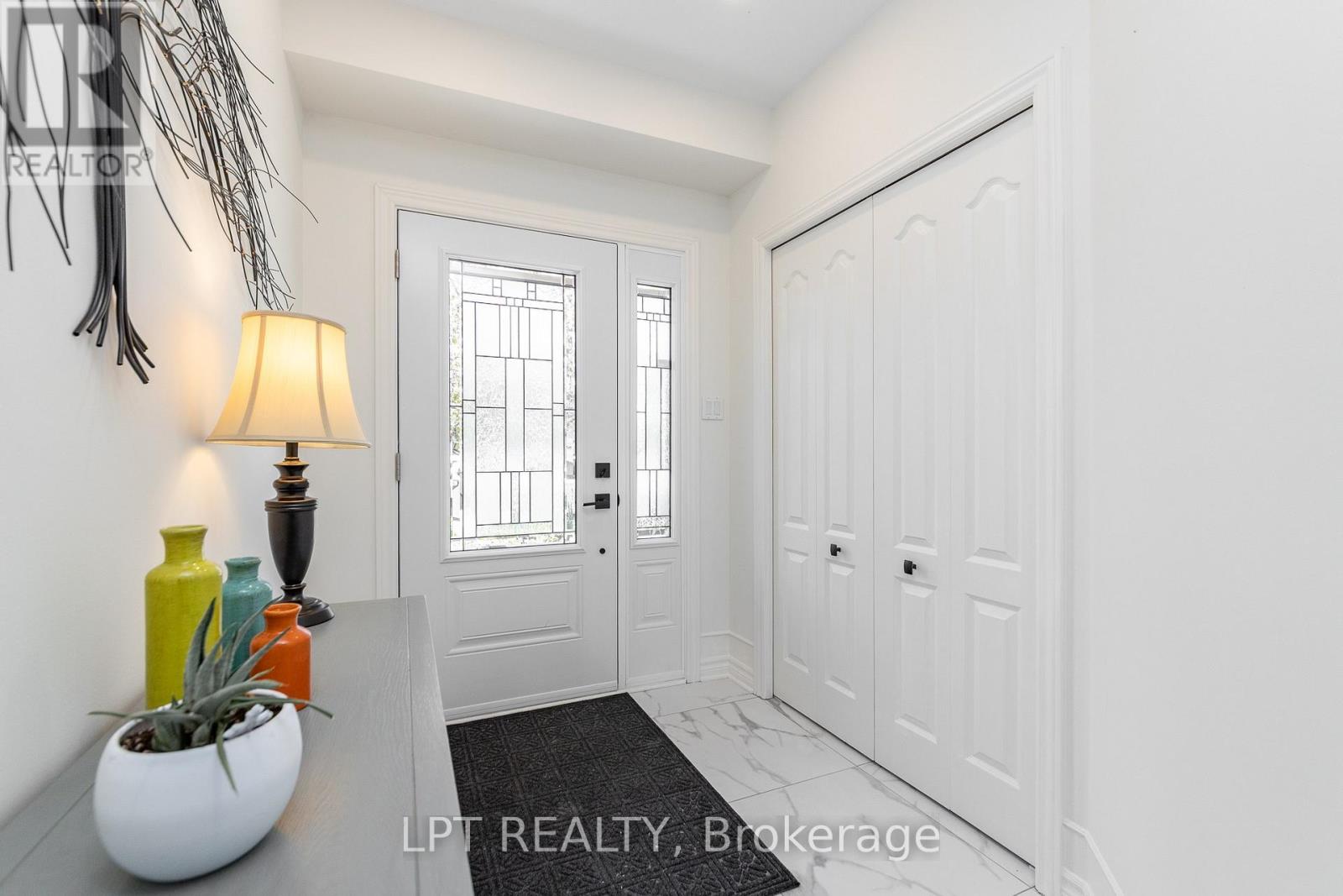 275 Tewsley Drive, Ottawa, Ontario  K1V 0Y6 - Photo 3 - X13198956