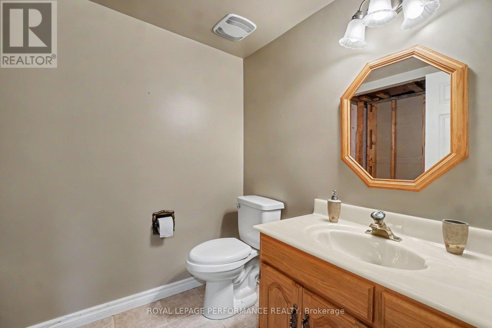 615 Quebec Street, Ottawa, Ontario  K1K 0Z4 - Photo 22 - X13200594