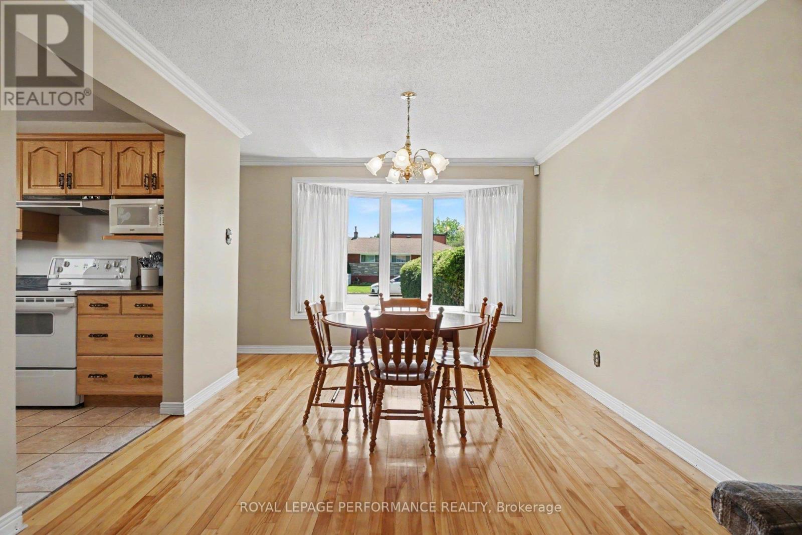 615 Quebec Street, Ottawa, Ontario  K1K 0Z4 - Photo 5 - X13200594