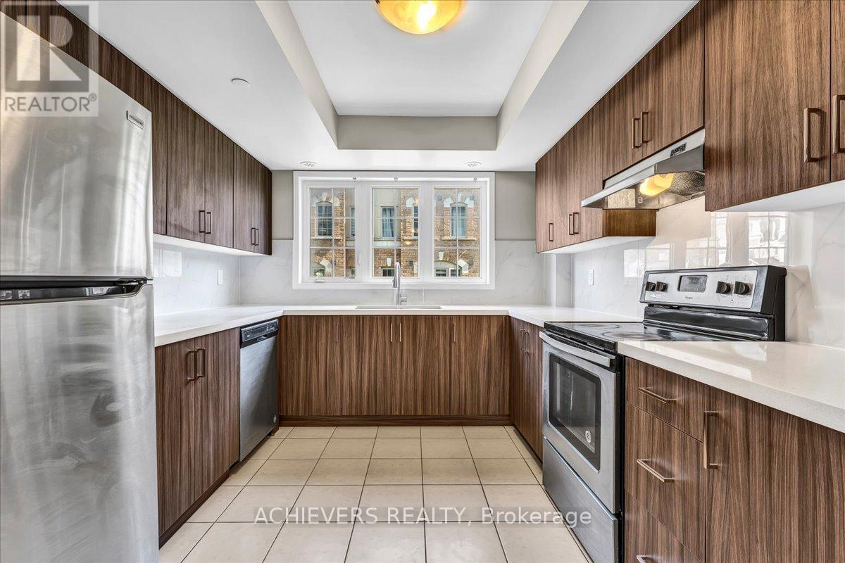 35 Glenstal Path, Oshawa, Ontario  L1L 0L2 - Photo 12 - E13180308