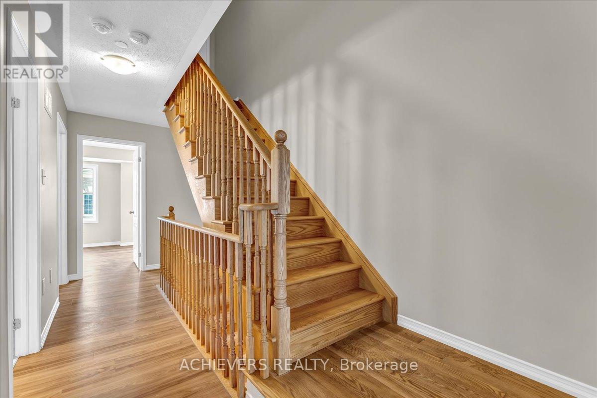 35 Glenstal Path, Oshawa, Ontario  L1L 0L2 - Photo 17 - E13180308