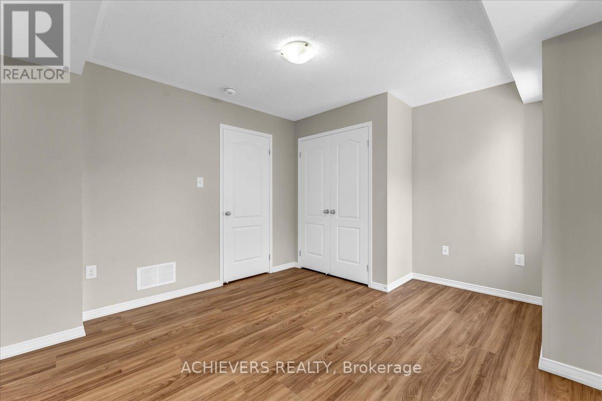 35 Glenstal Path, Oshawa, Ontario  L1L 0L2 - Photo 23 - E13180308