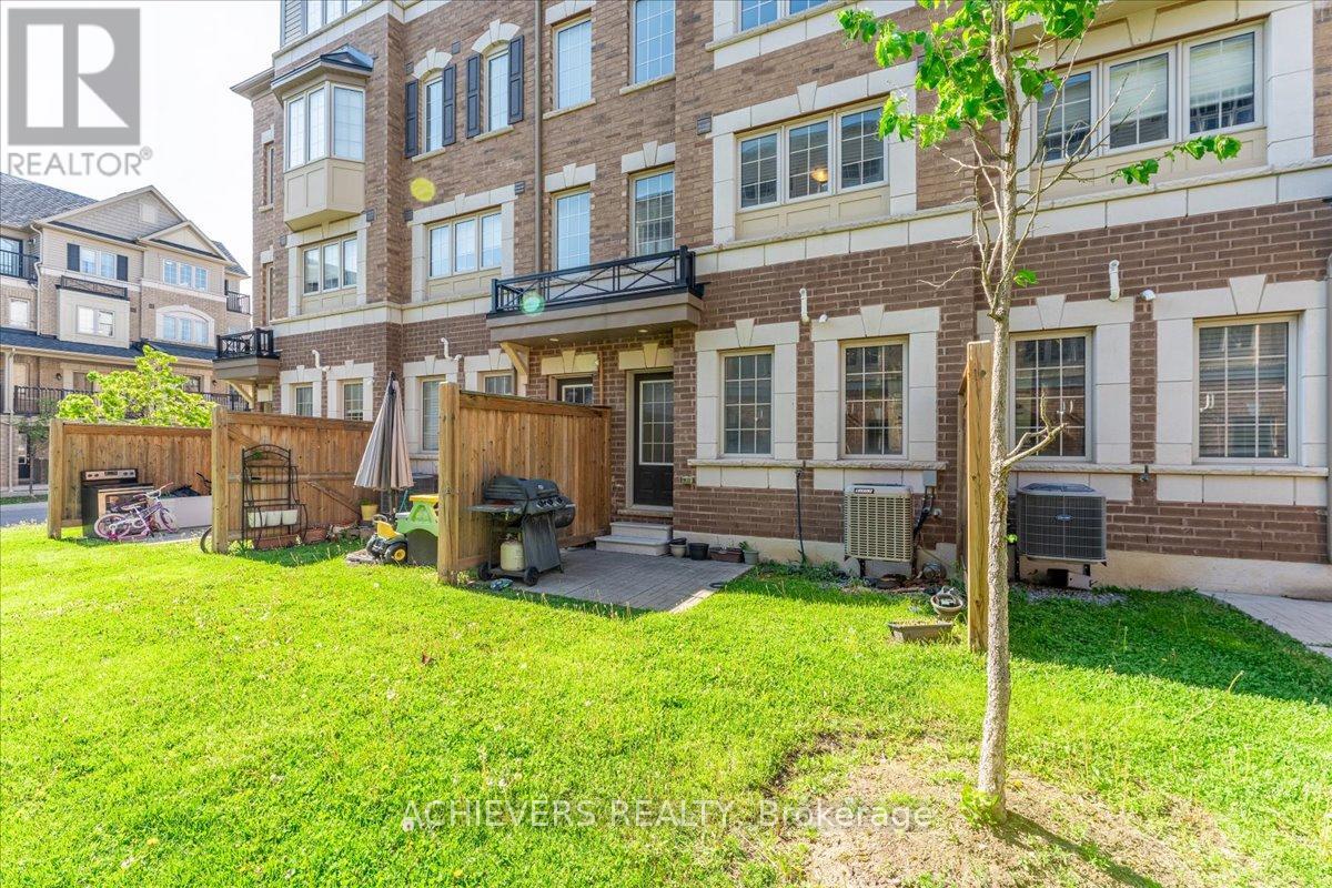 35 Glenstal Path, Oshawa, Ontario  L1L 0L2 - Photo 35 - E13180308