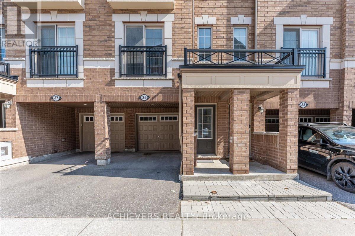 35 Glenstal Path, Oshawa, Ontario  L1L 0L2 - Photo 5 - E13180308
