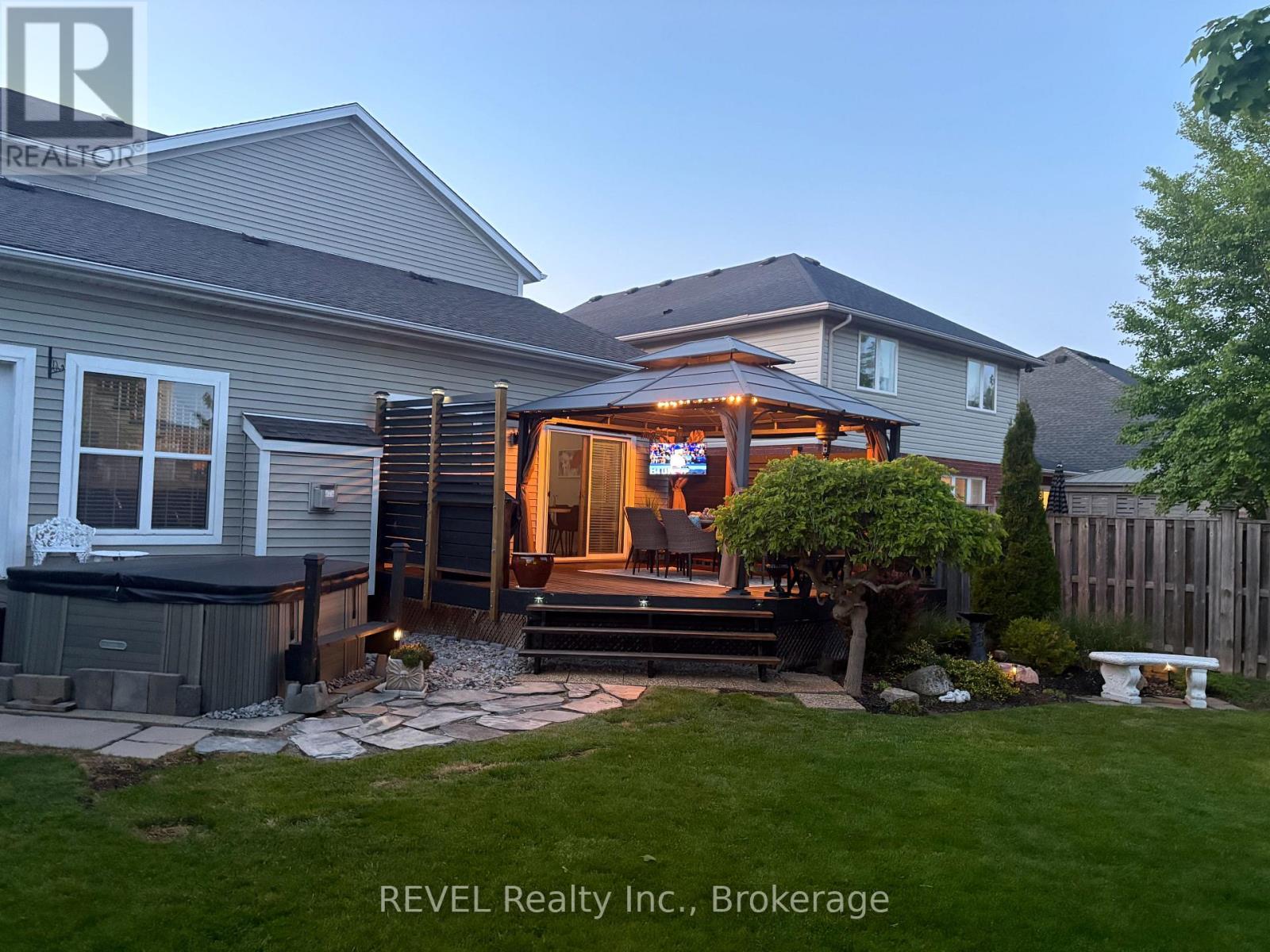 16 Maracay Way, St. Catharines, Ontario  L2W 1C5 - Photo 41 - X13200508