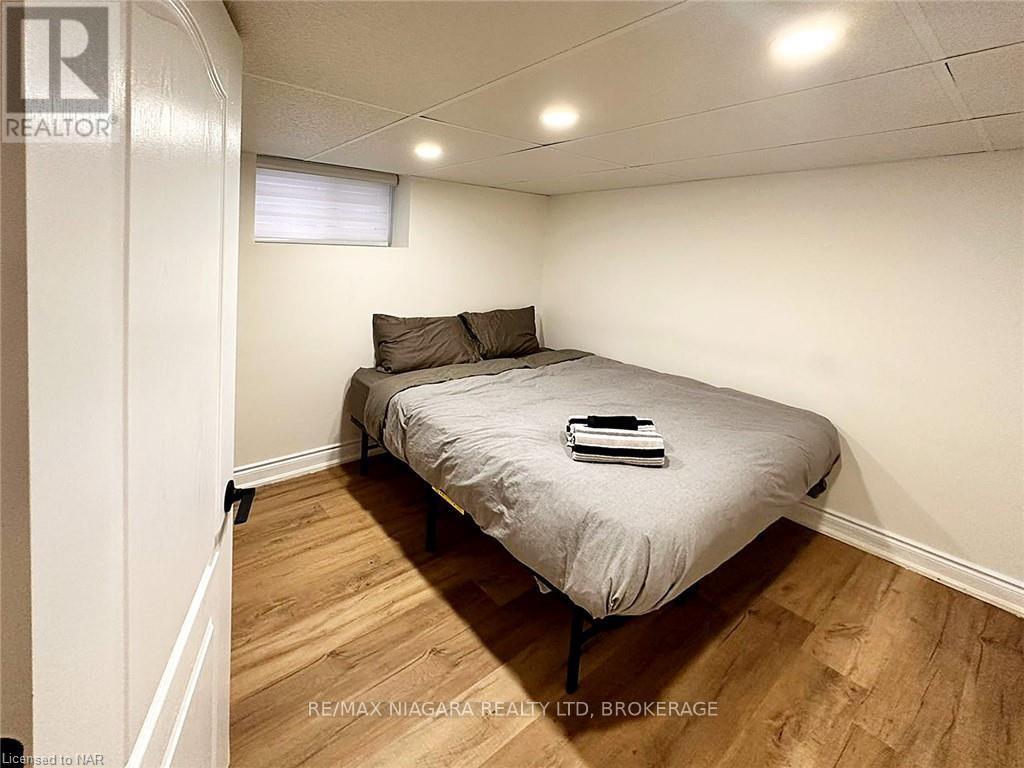 6422 Ker Street, Niagara Falls, Ontario  L2G 1X8 - Photo 12 - X13200608