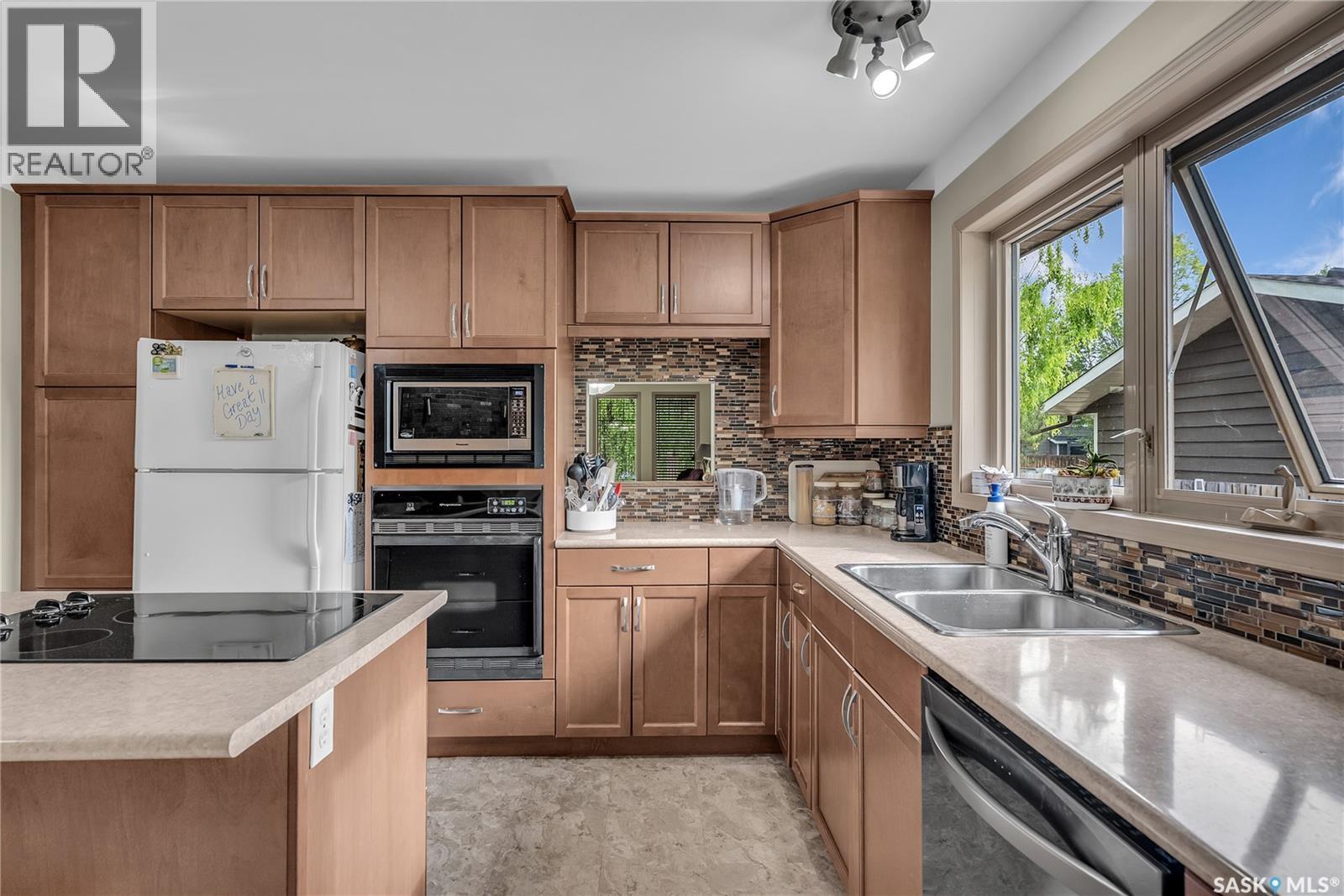 231 Benesh Crescent, Saskatoon, Saskatchewan  S7K 6L5 - Photo 13 - SK037153