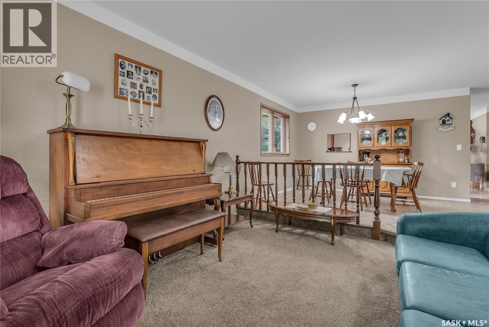 231 Benesh Crescent, Saskatoon, Saskatchewan  S7K 6L5 - Photo 5 - SK037153