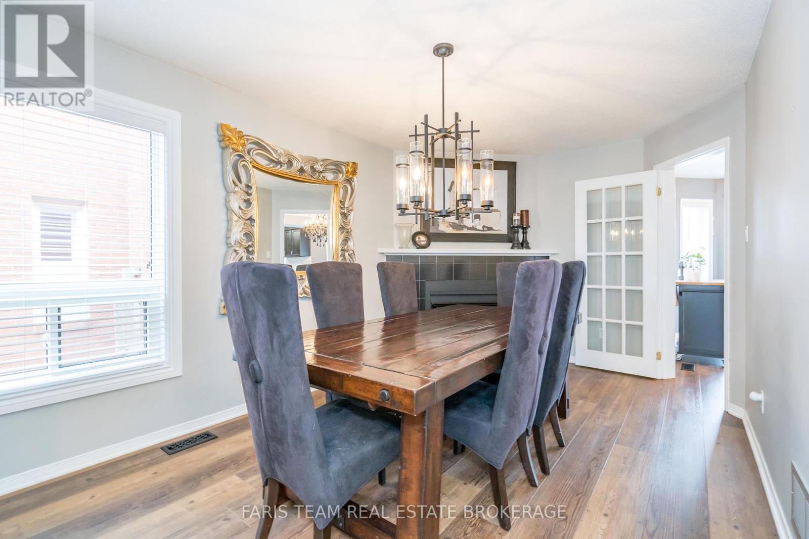 31 Etherington Crescent, Barrie, Ontario  L4N 7T2 - Photo 14 - S13139044