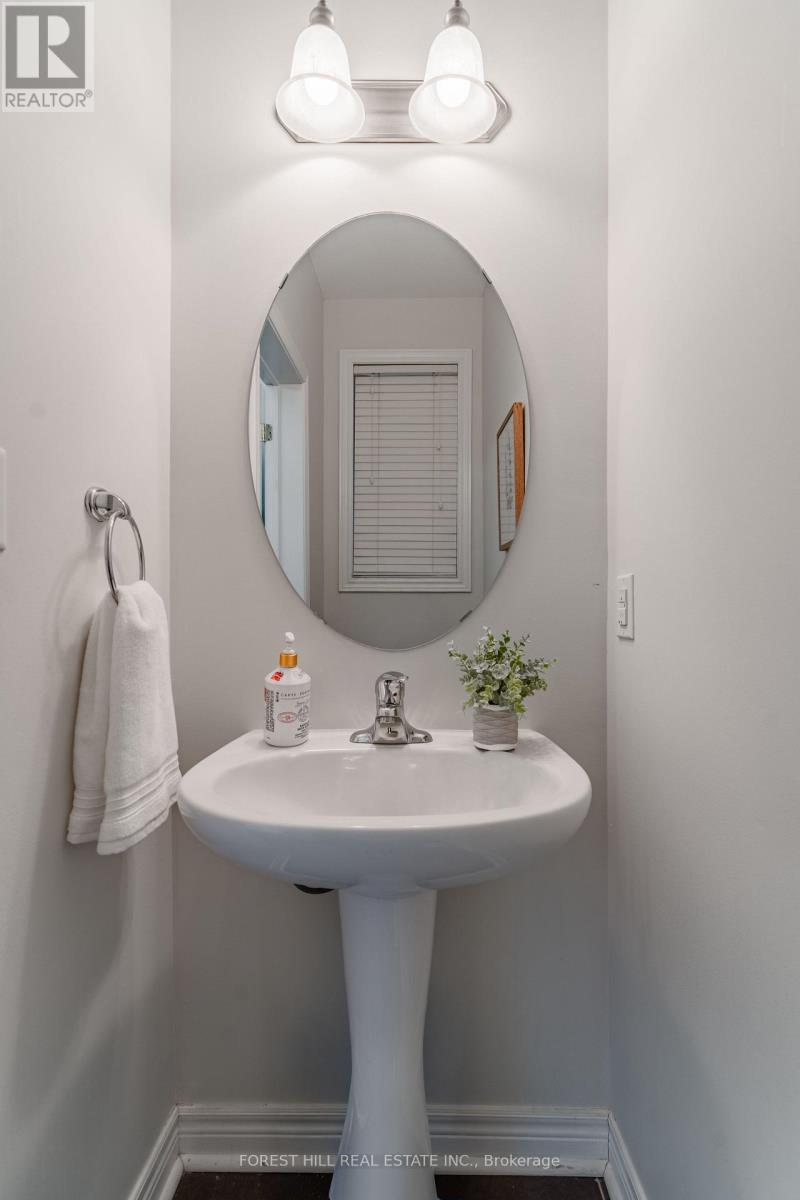 23 - 2019 Trawden Way, Oakville, Ontario  L6M 0M3 - Photo 4 - W13065548